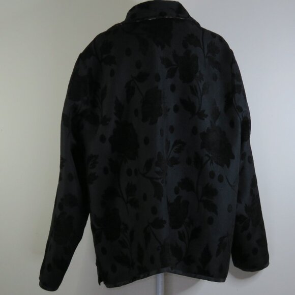 Chico's Red & Black Floral & Black Floral Long-Sleeve Reversable Jacket (C1324) - Picture 10 of 10